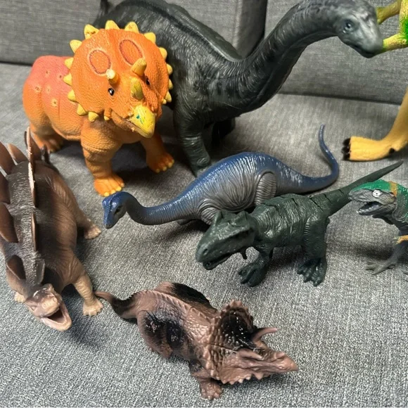Large Vintage Dinosaur Toy Set - Green, Orange, Black - Picture 2 of 16